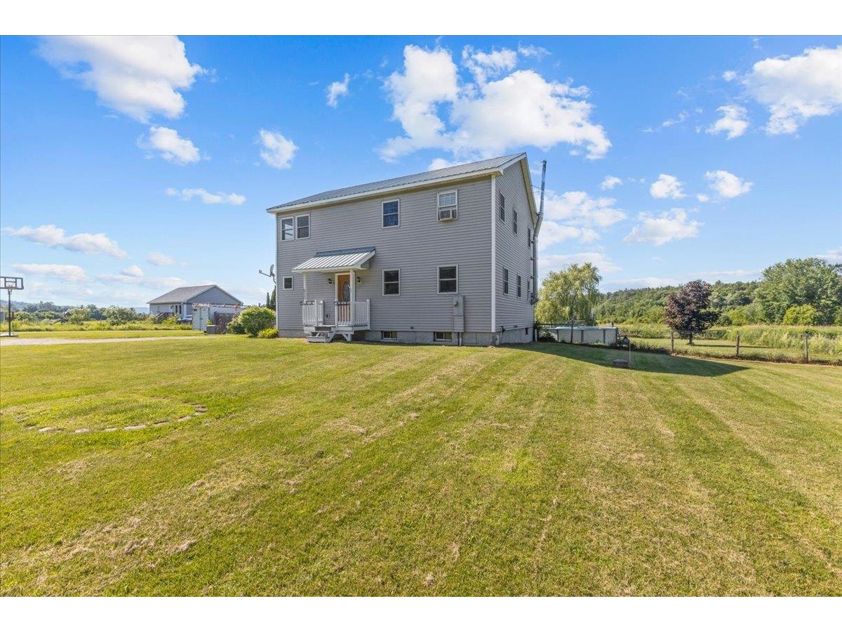 580 River Road