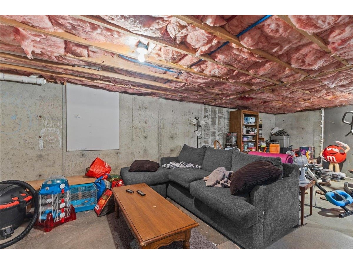 580 River Road