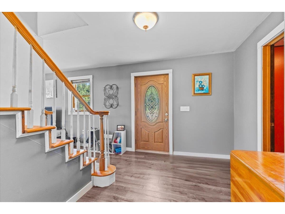 580 River Road