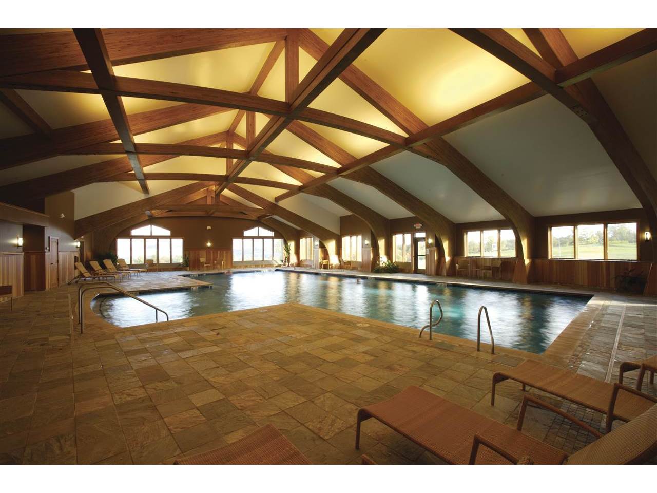580 Villa Drive, Unit 6-G32