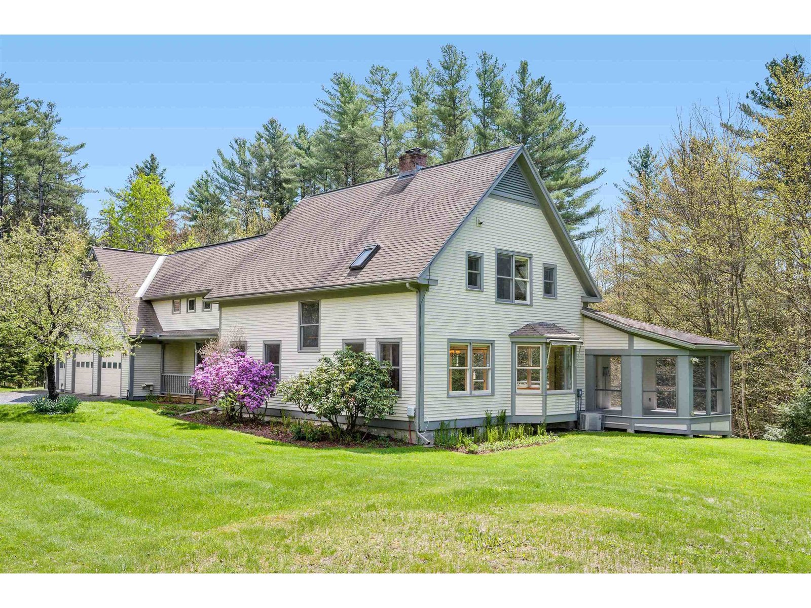 581 Perry Lea Road, Waterbury