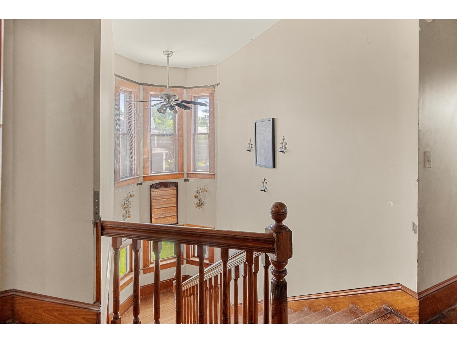 583 Main Street