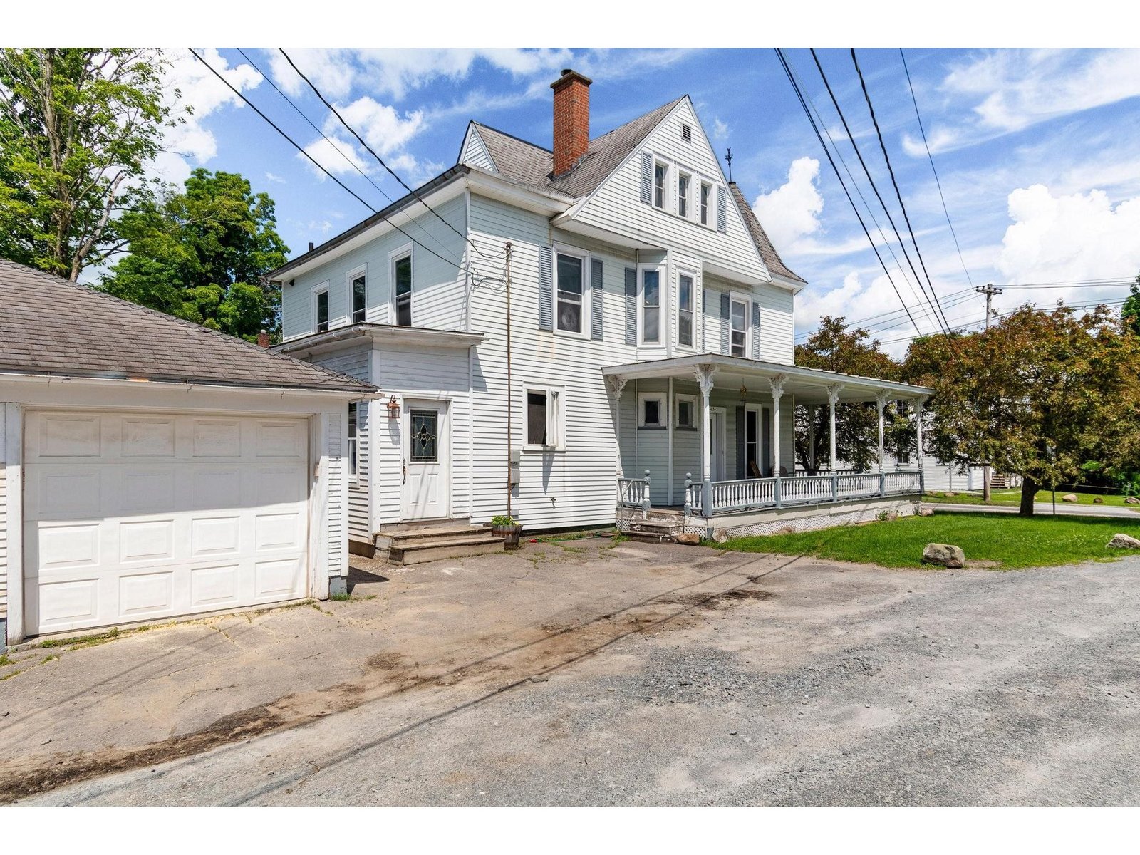 583 Main Street