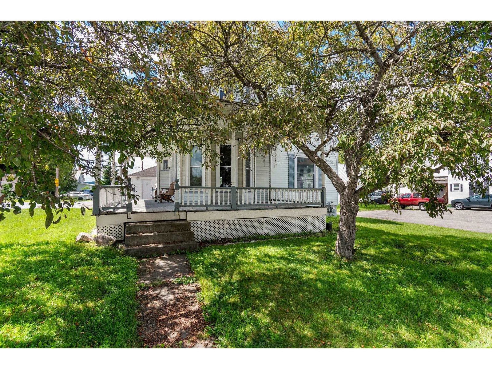 583 Main Street