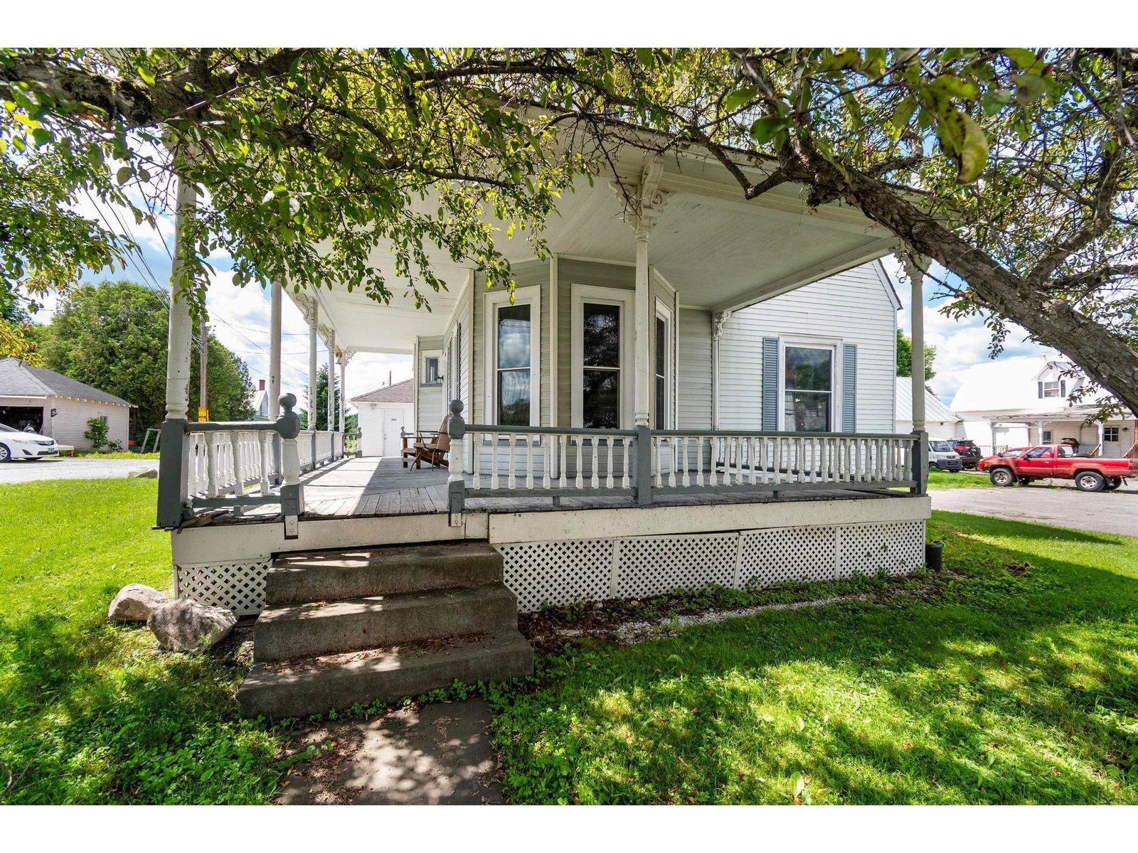 583 Main Street