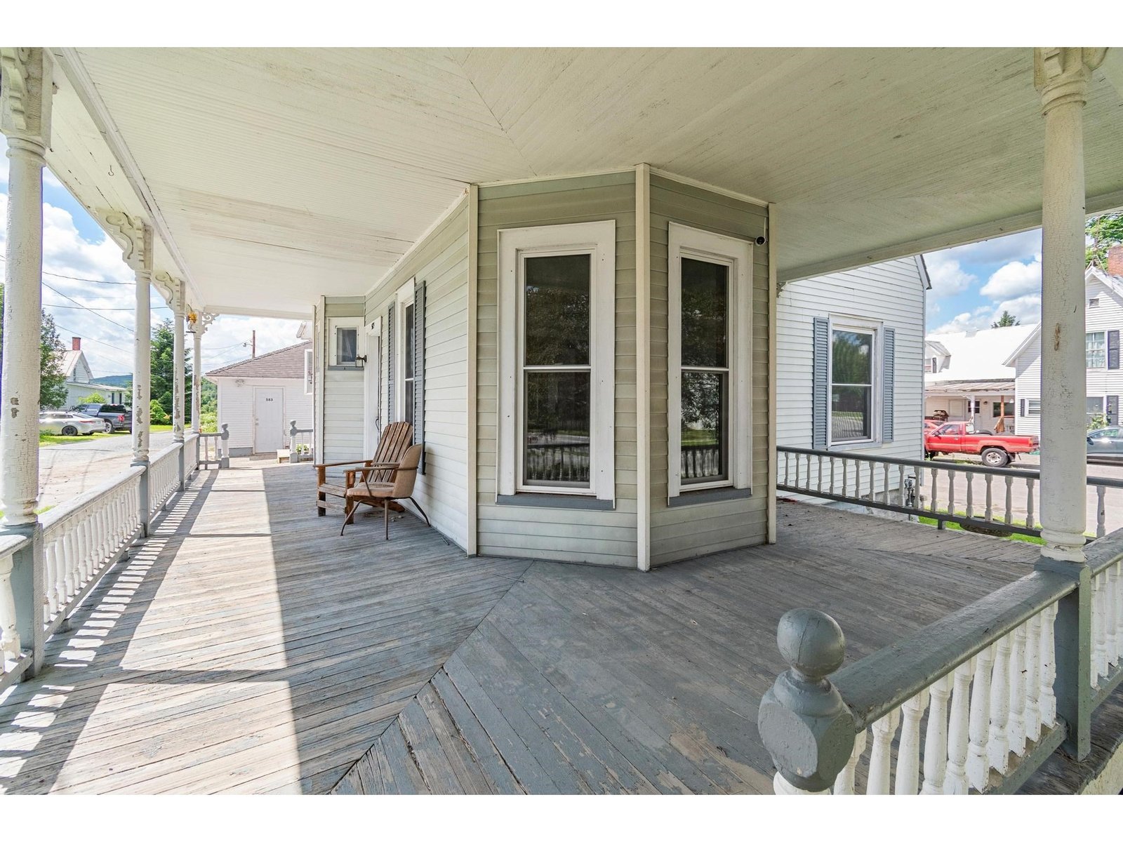 583 Main Street