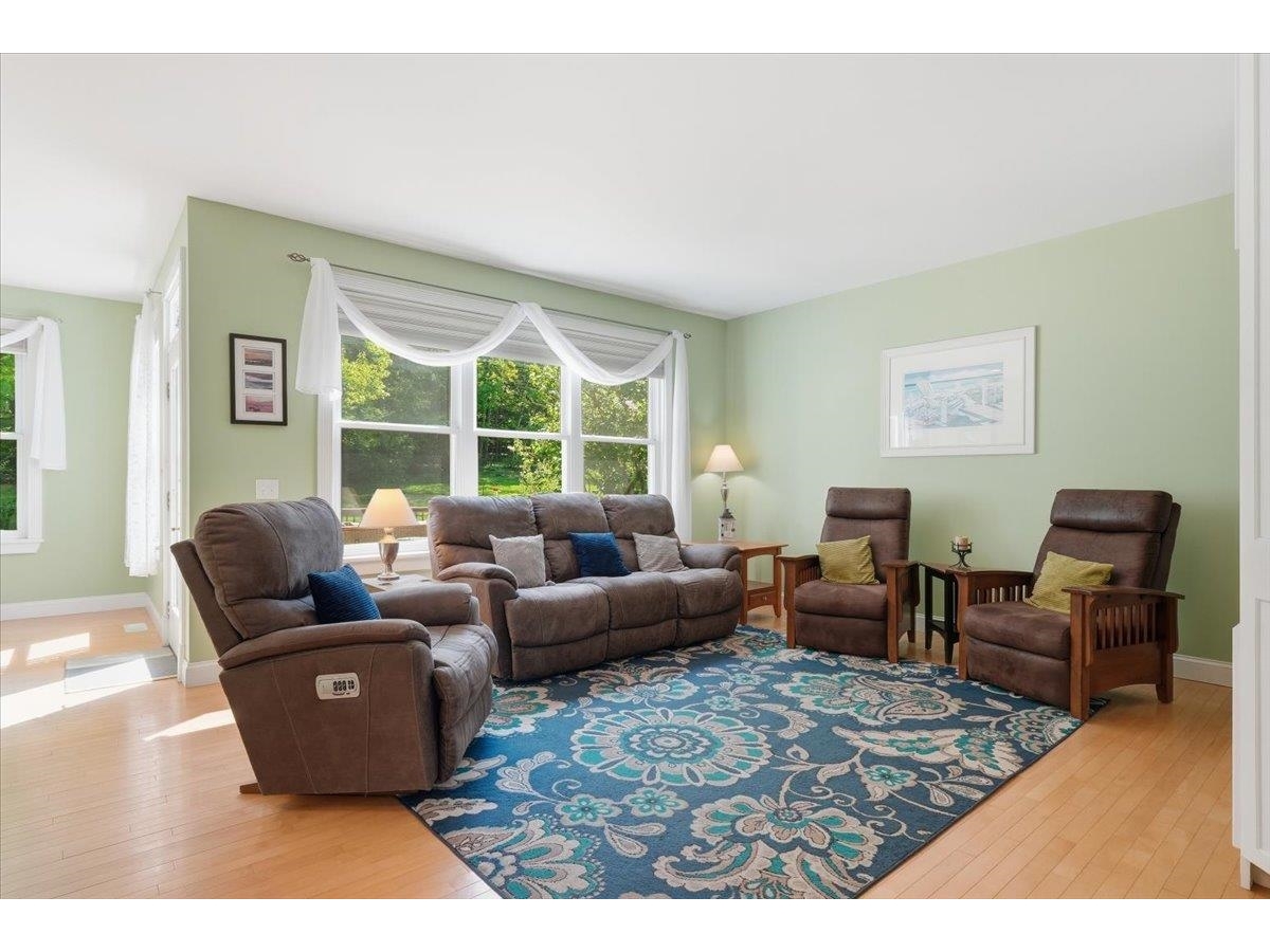 585 Hanon Drive
