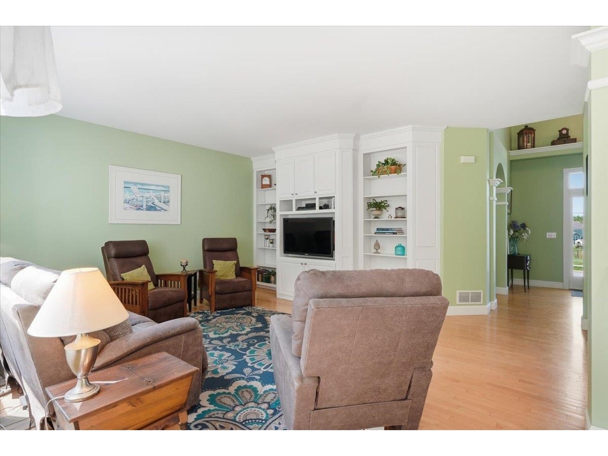 585 Hanon Drive