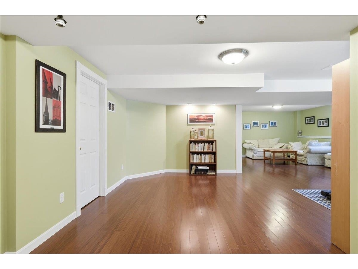 585 Hanon Drive