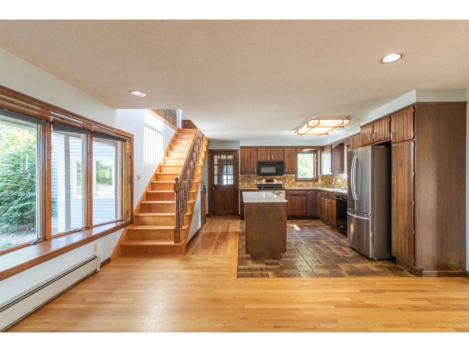 586 Old Coach Road