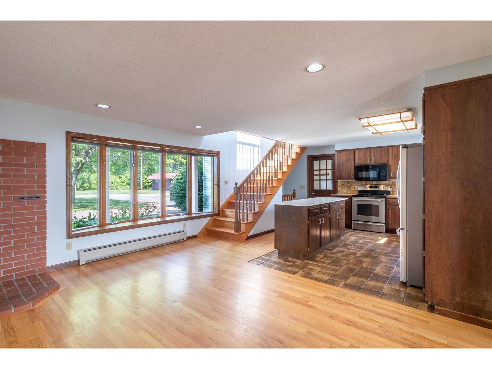 586 Old Coach Road