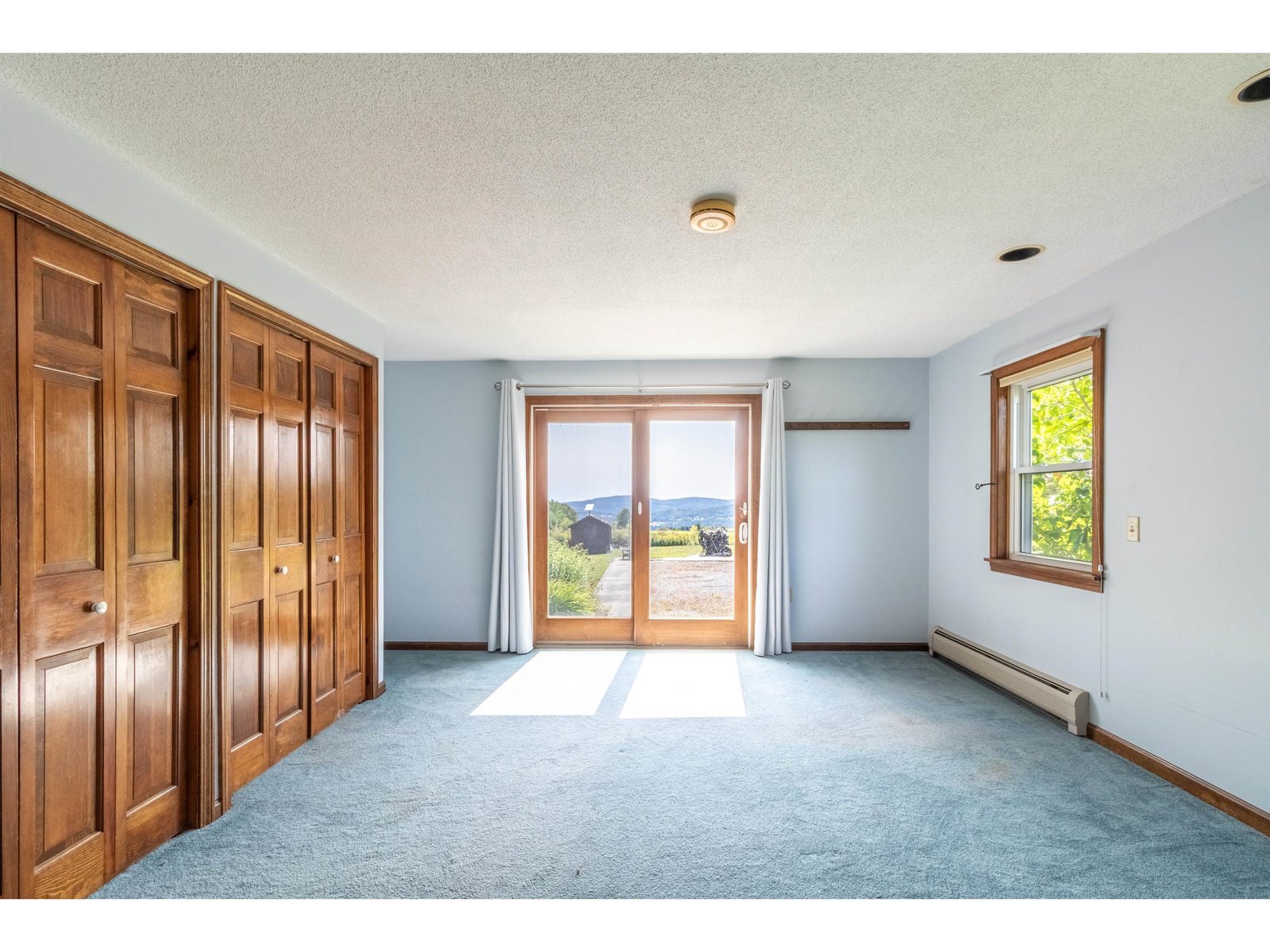 586 Old Coach Road