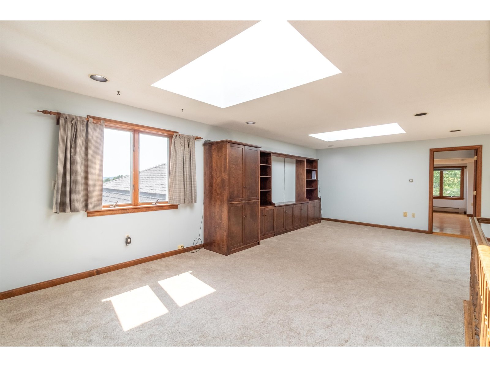 586 Old Coach Road