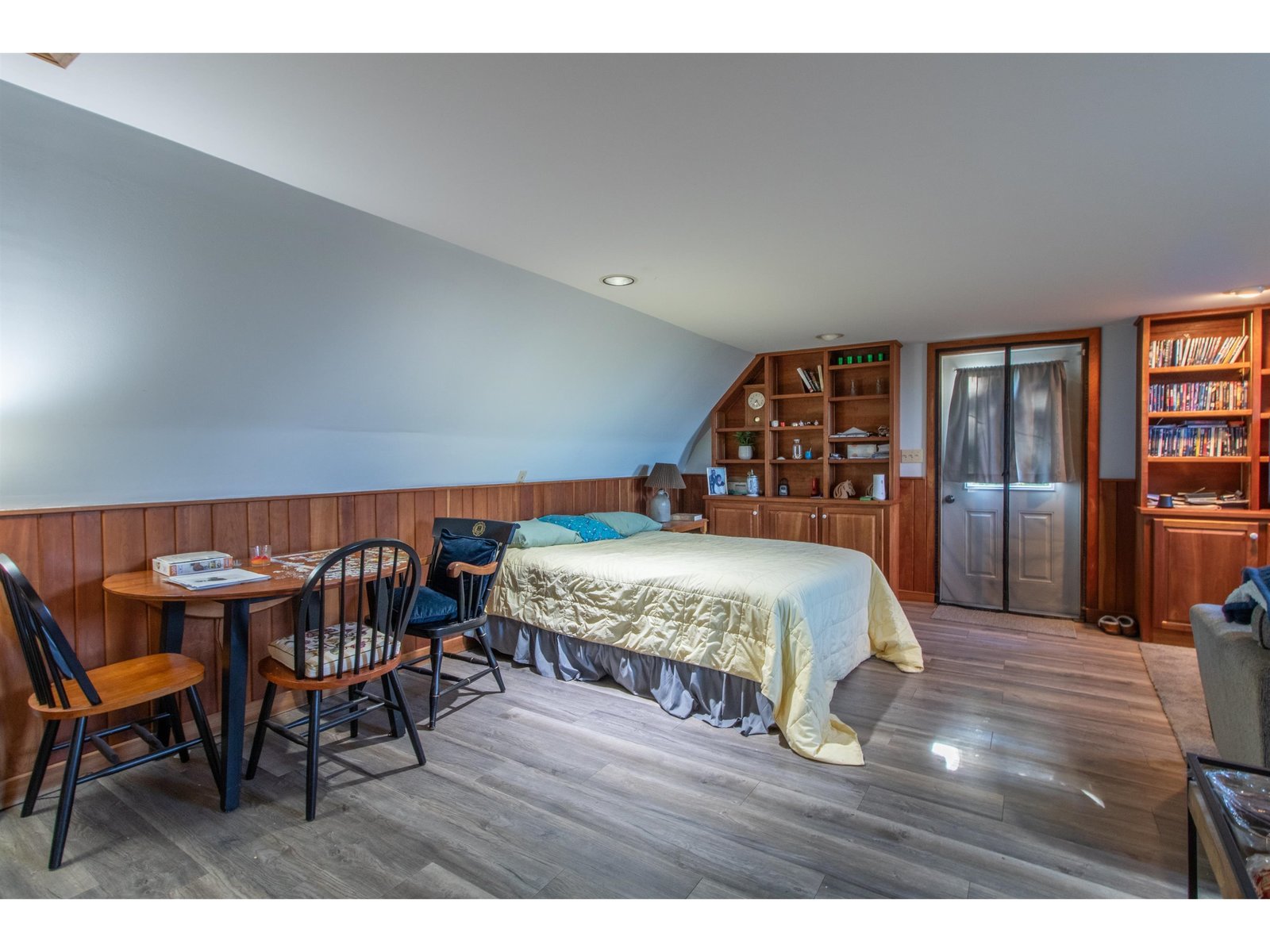 586 Old Coach Road
