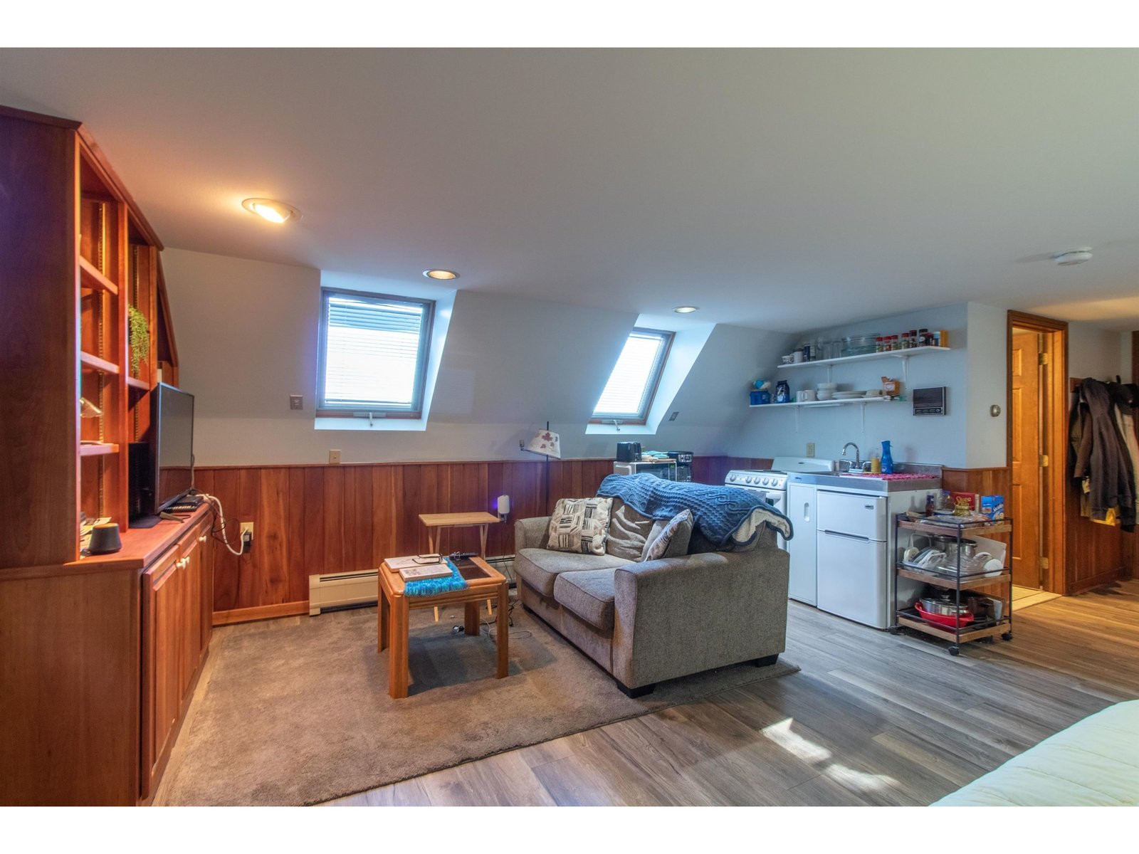 586 Old Coach Road