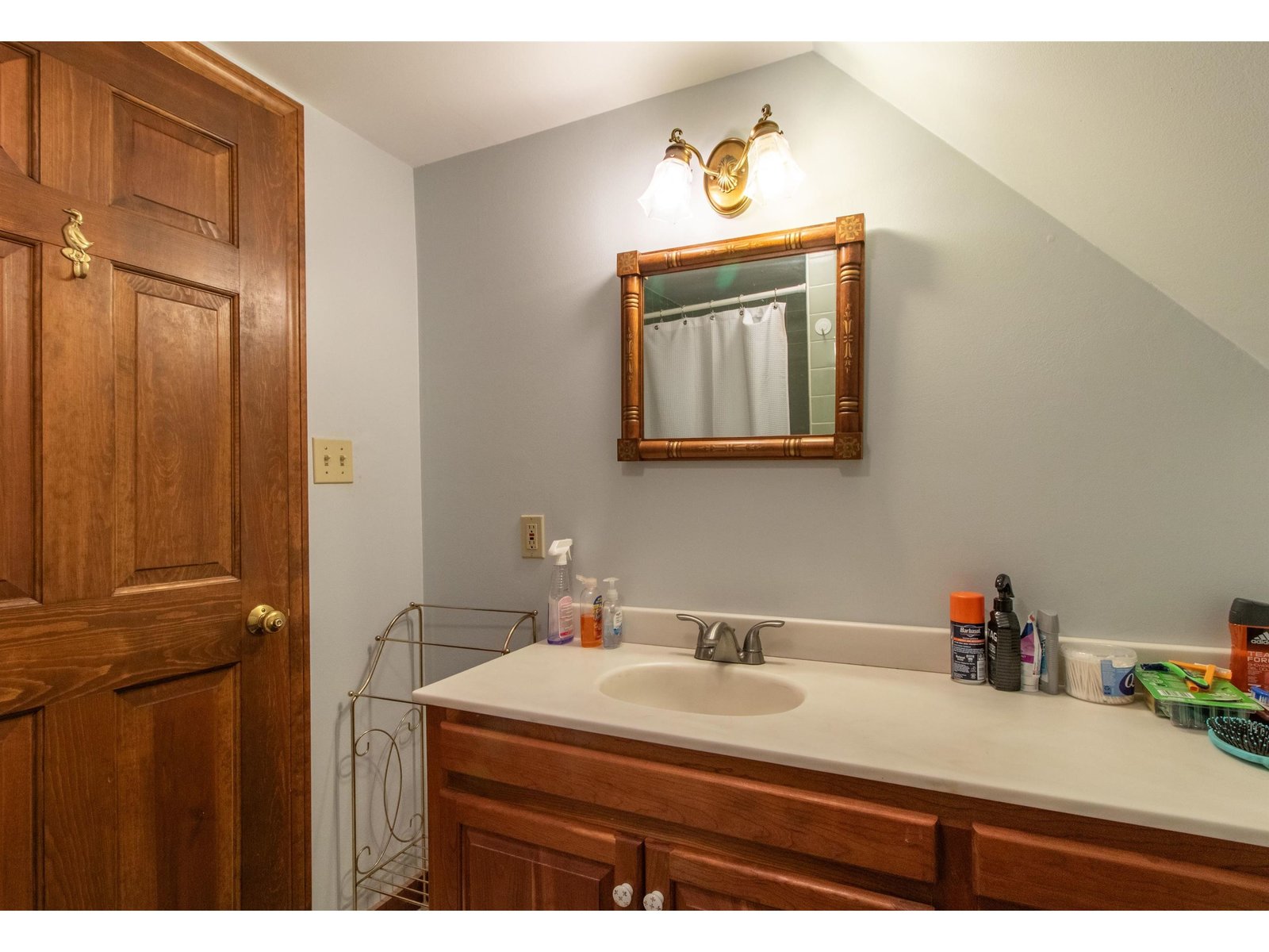 586 Old Coach Road