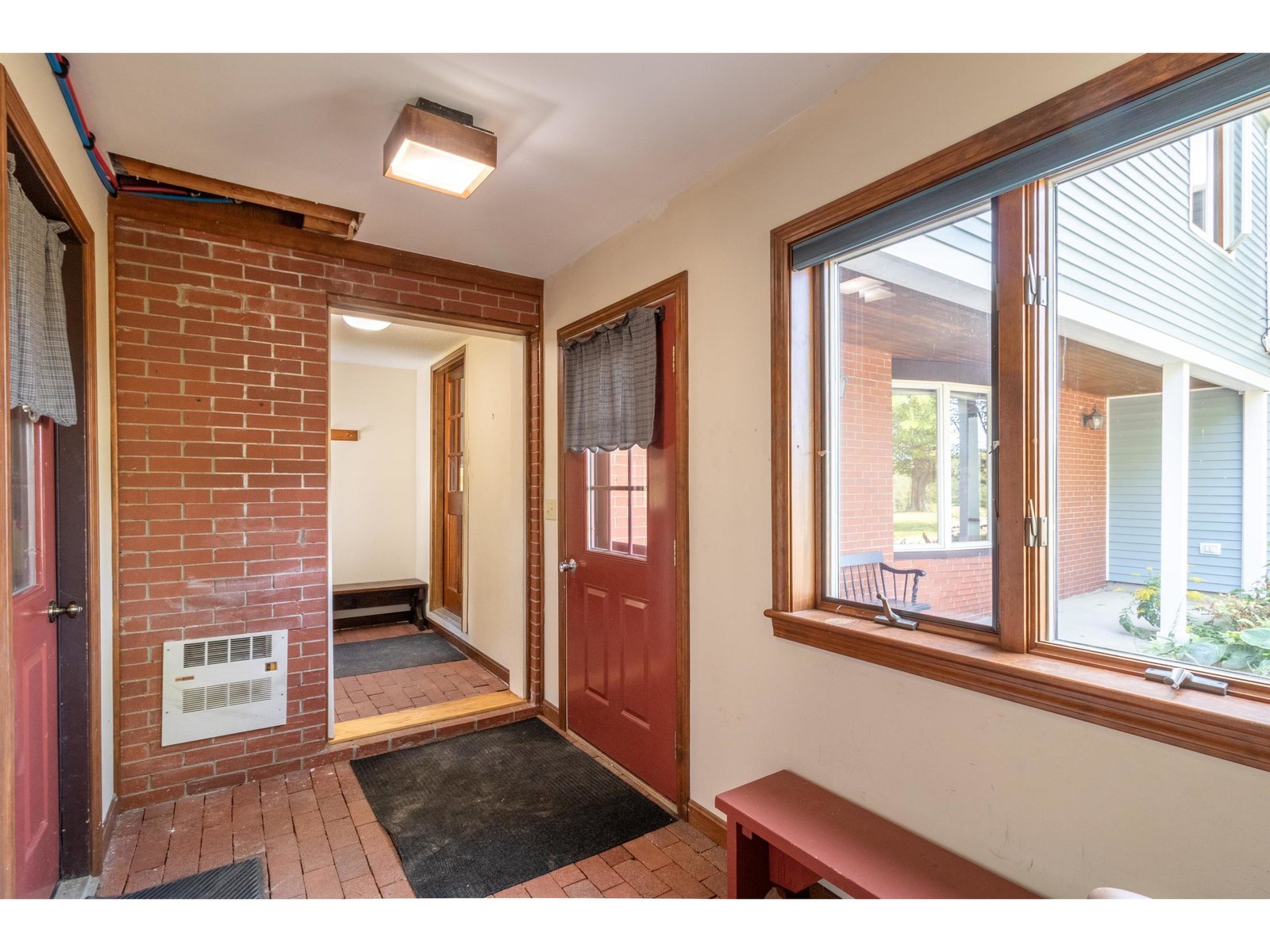 586 Old Coach Road