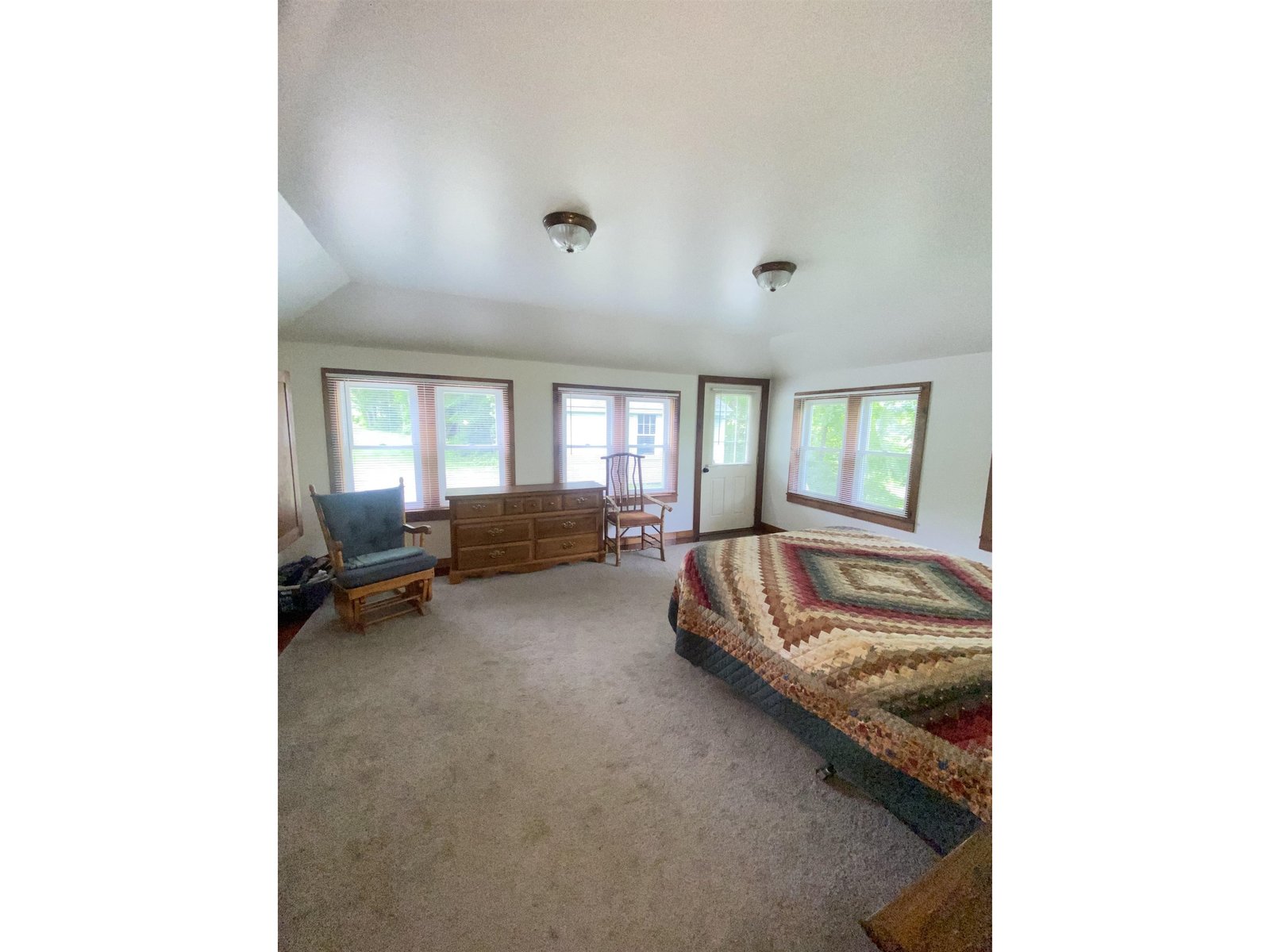 3 bedroom