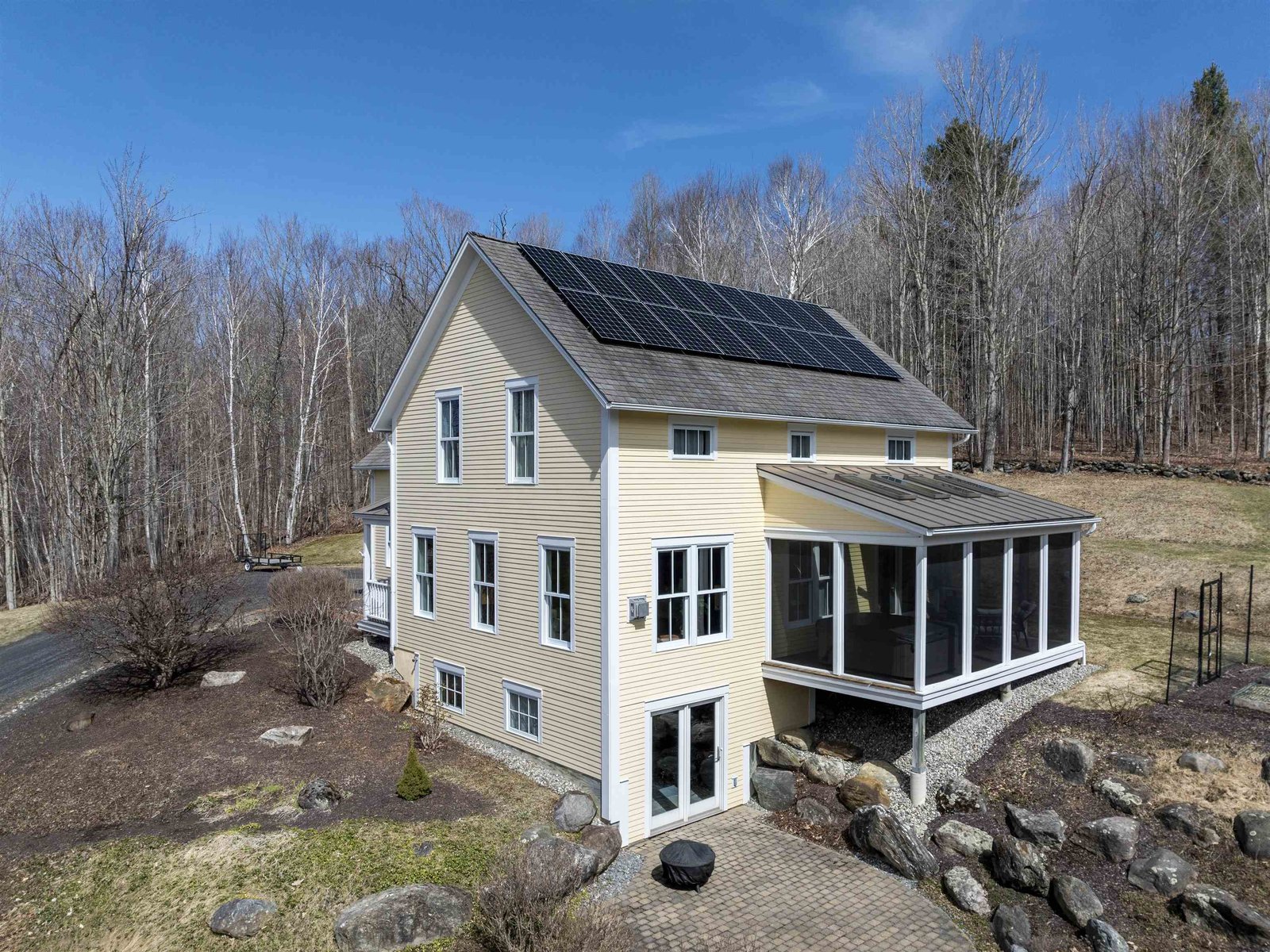 588 Loomis Highlands