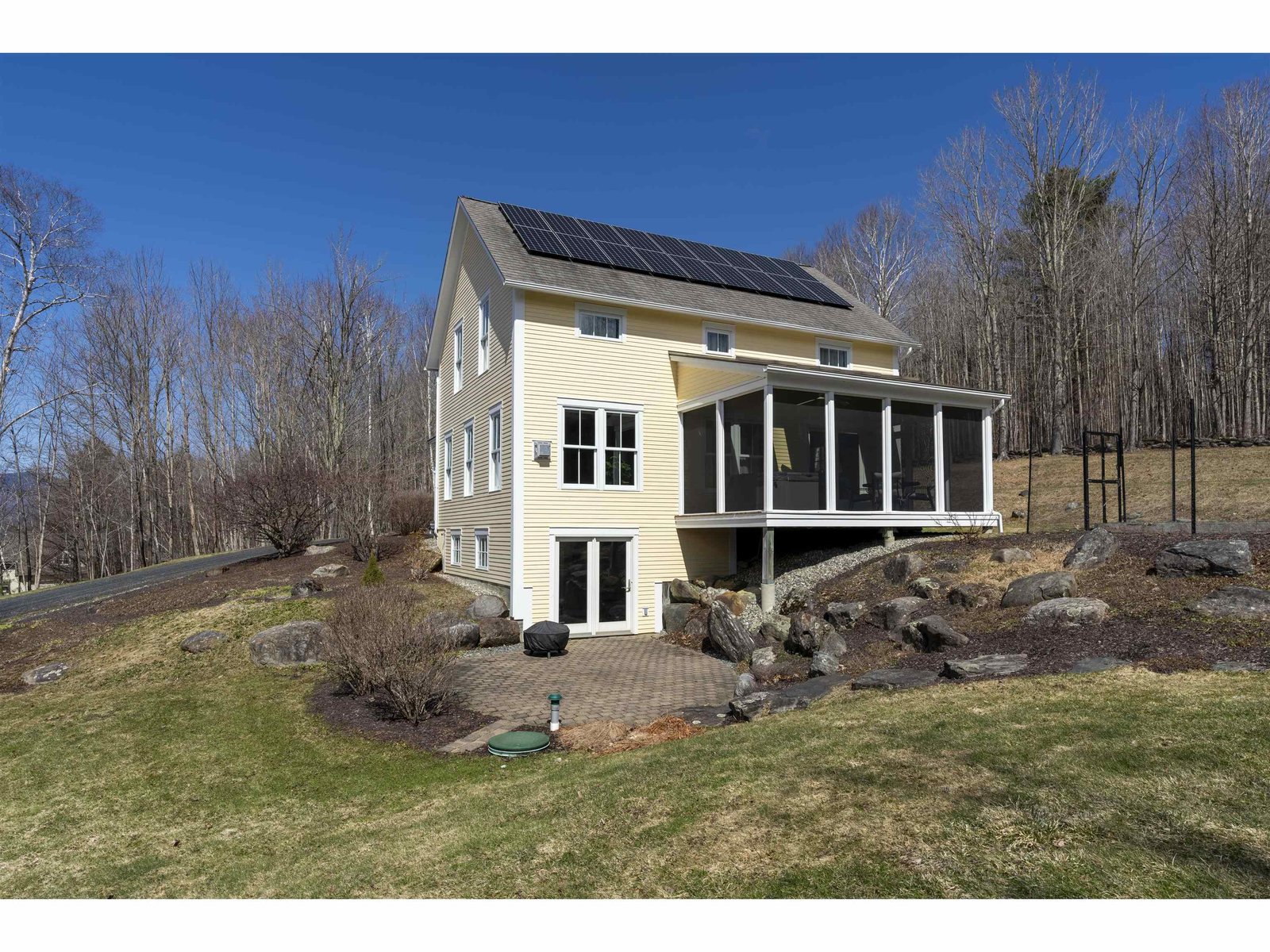 588 Loomis Highlands