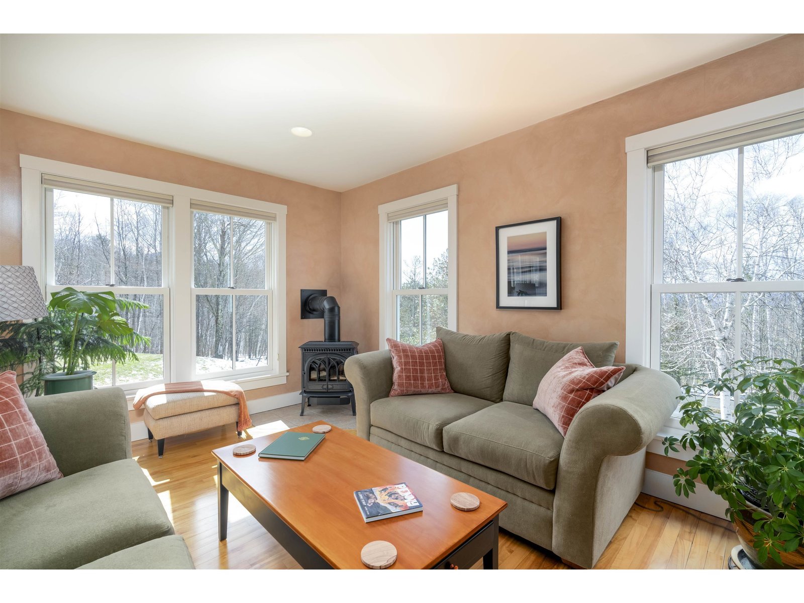 588 Loomis Highlands