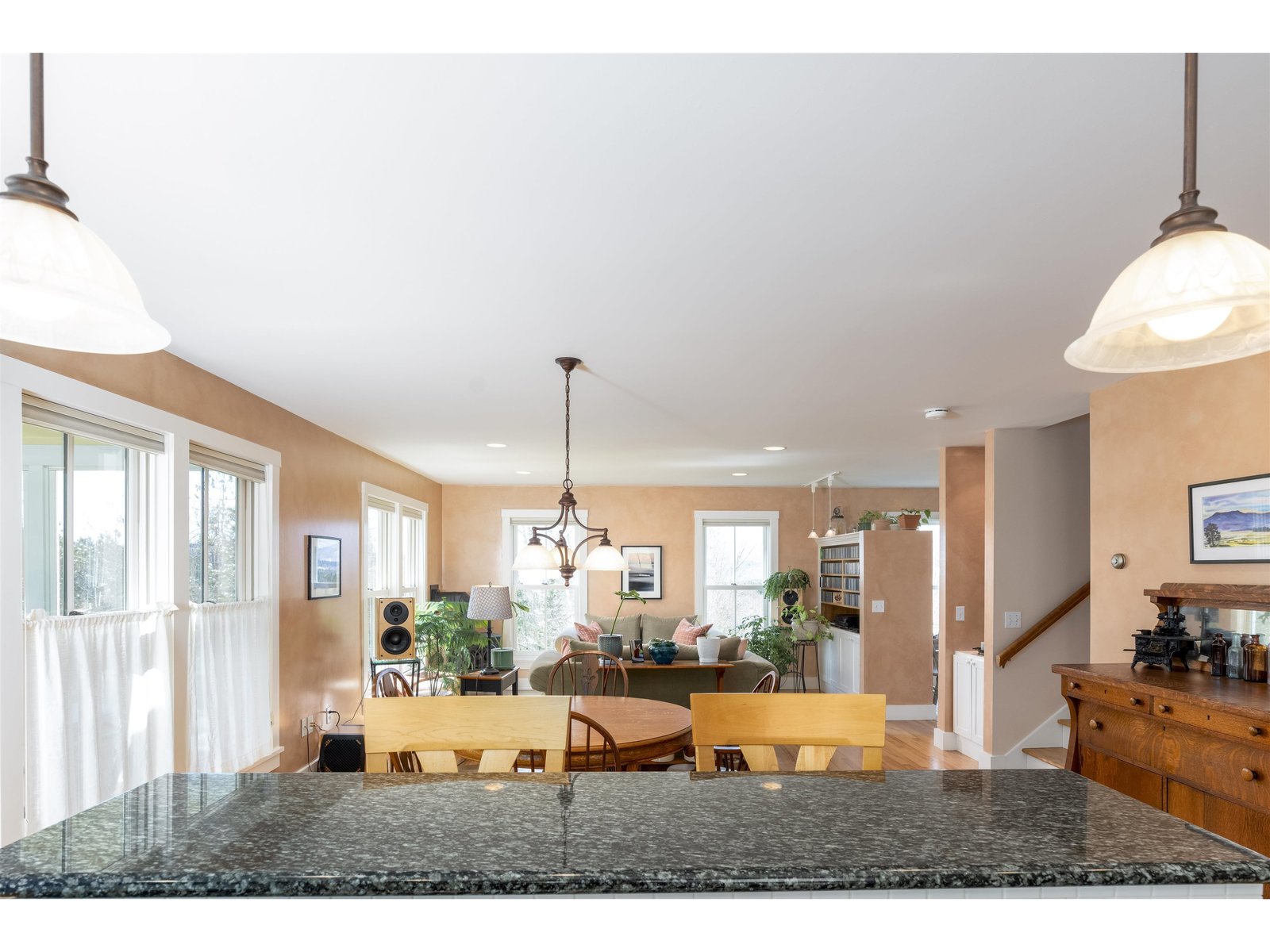 588 Loomis Highlands