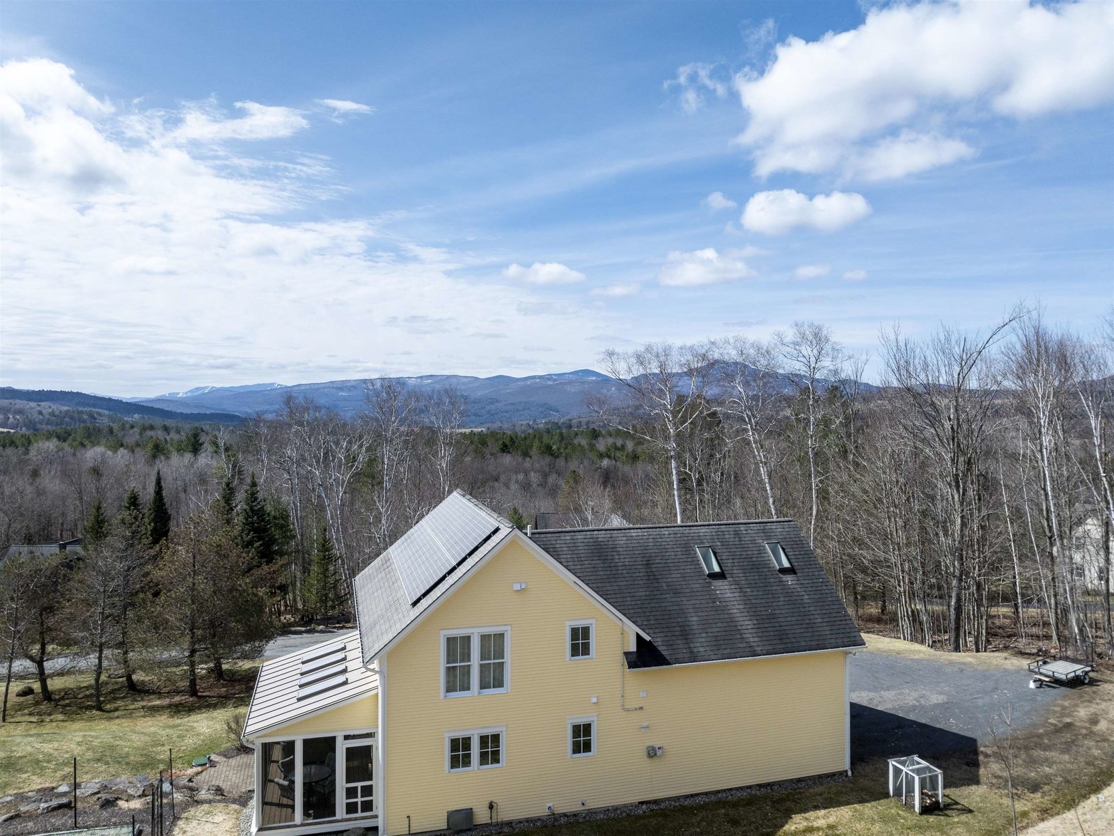 588 Loomis Highlands