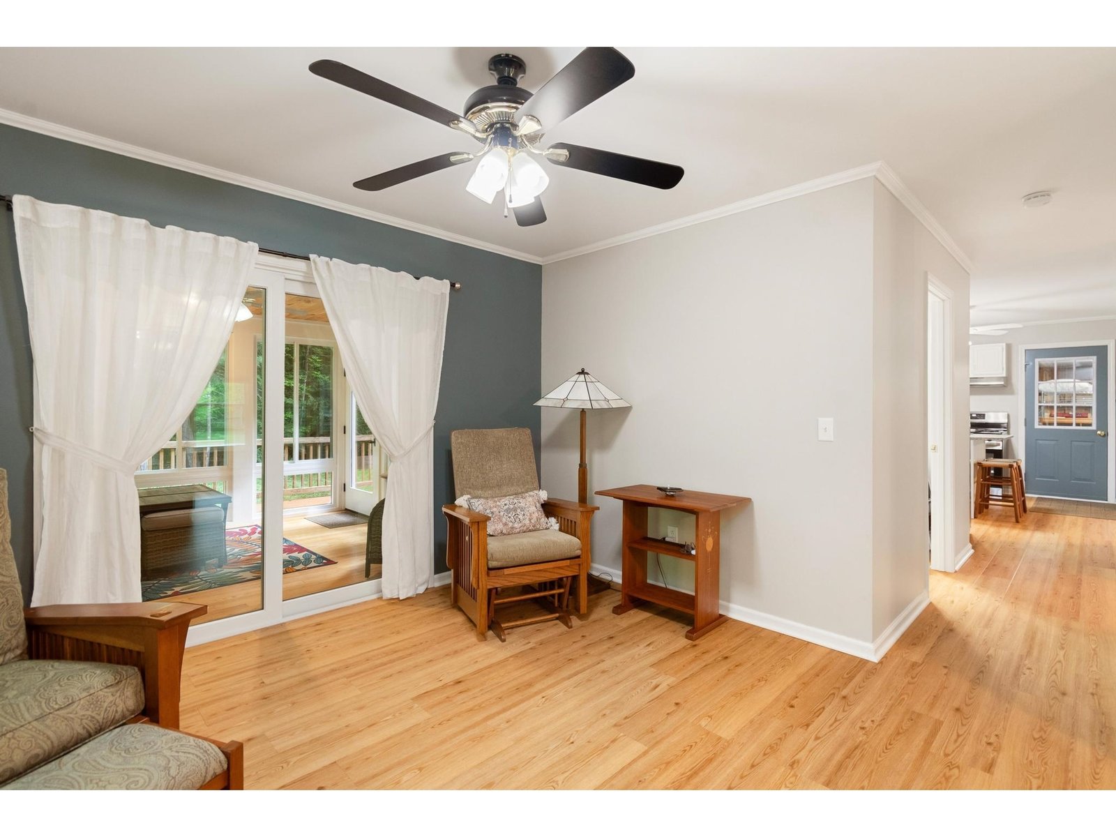 588 Waller Road
