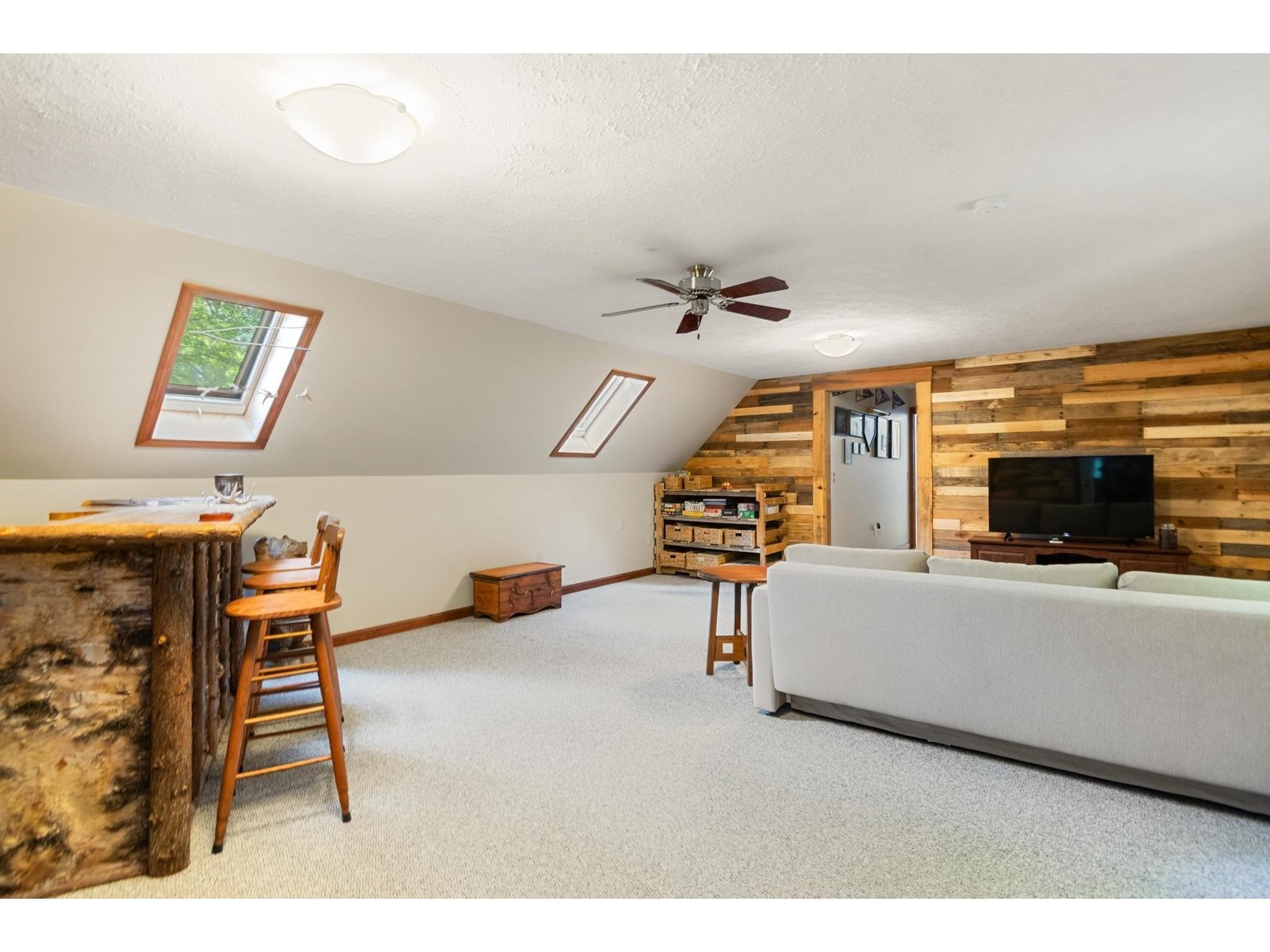 588 Waller Road