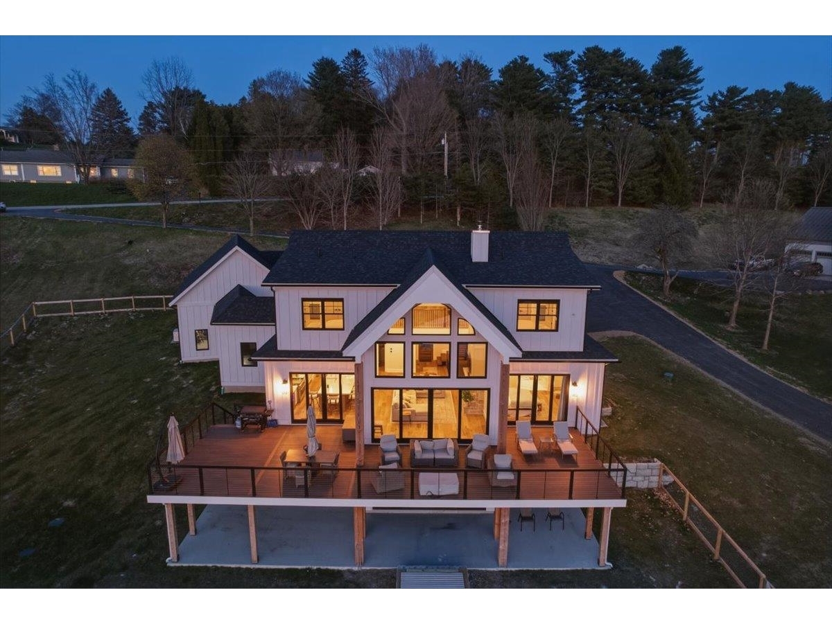 5880 Mt Philo Road