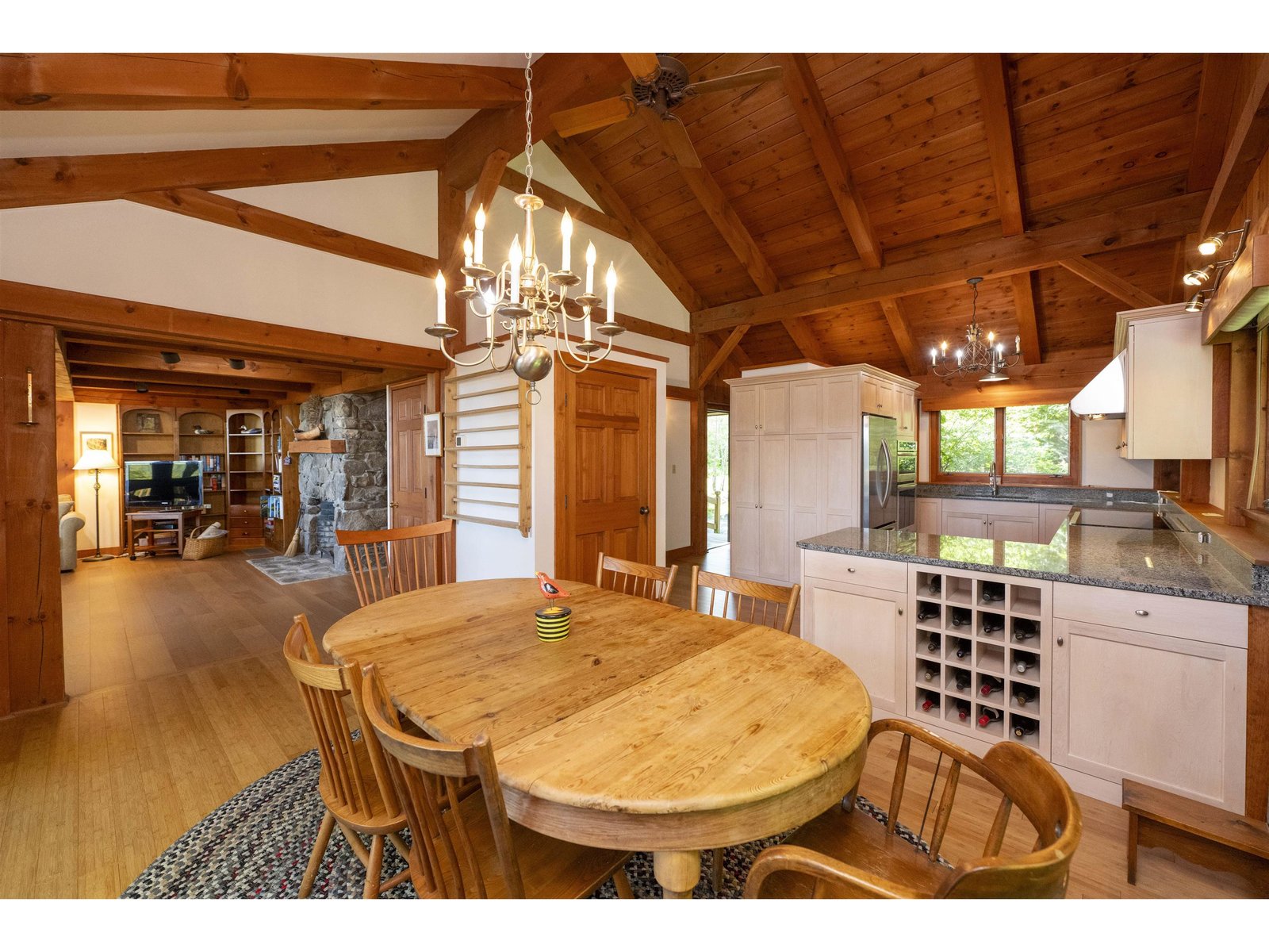 589 Fairbanks Turn