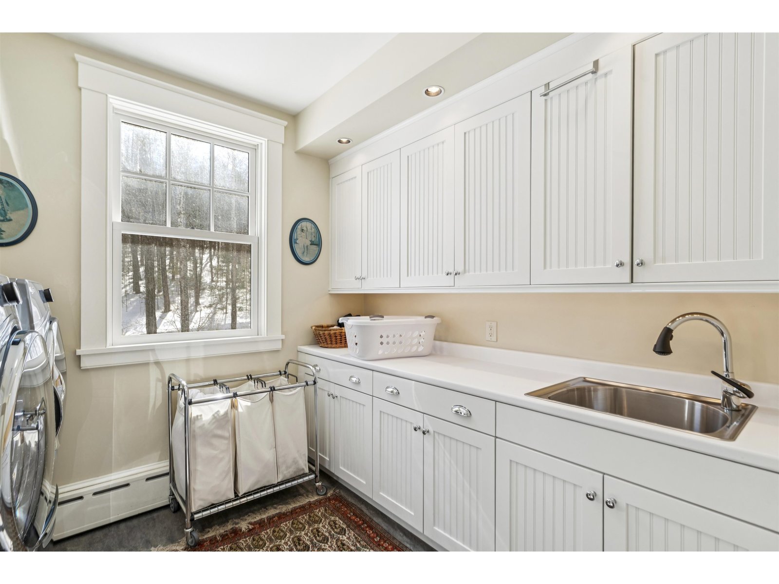 5893 Stage Road