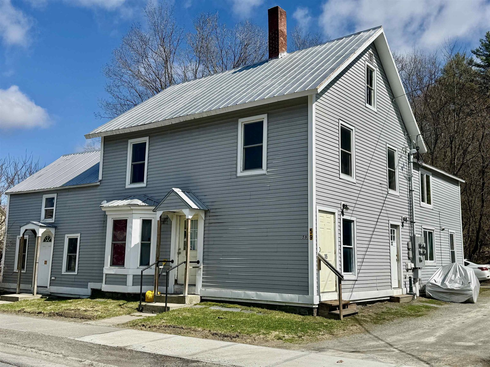 59 Railroad St. - 5 Units