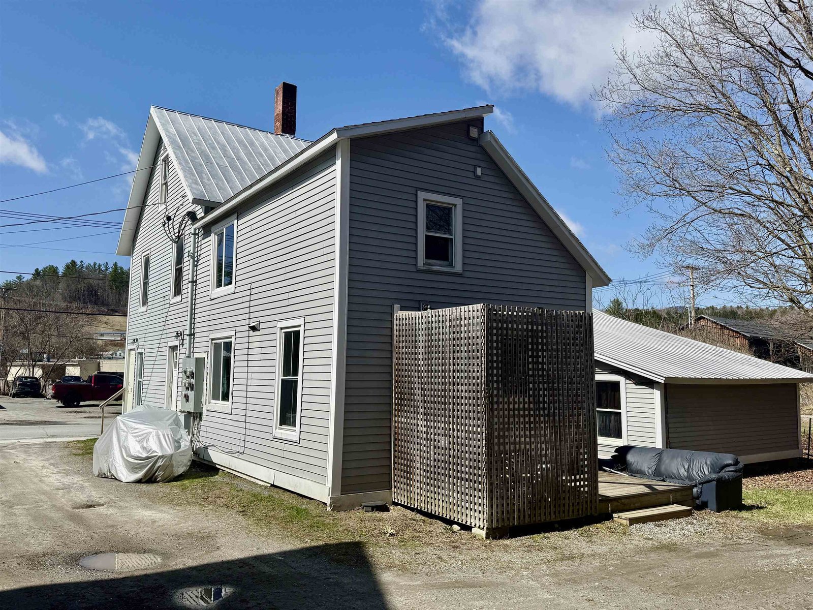 59 & 78 Railroad Street