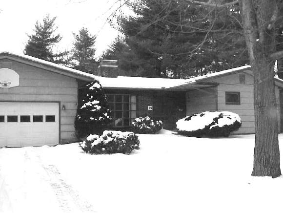 59 Lamplite Ln
