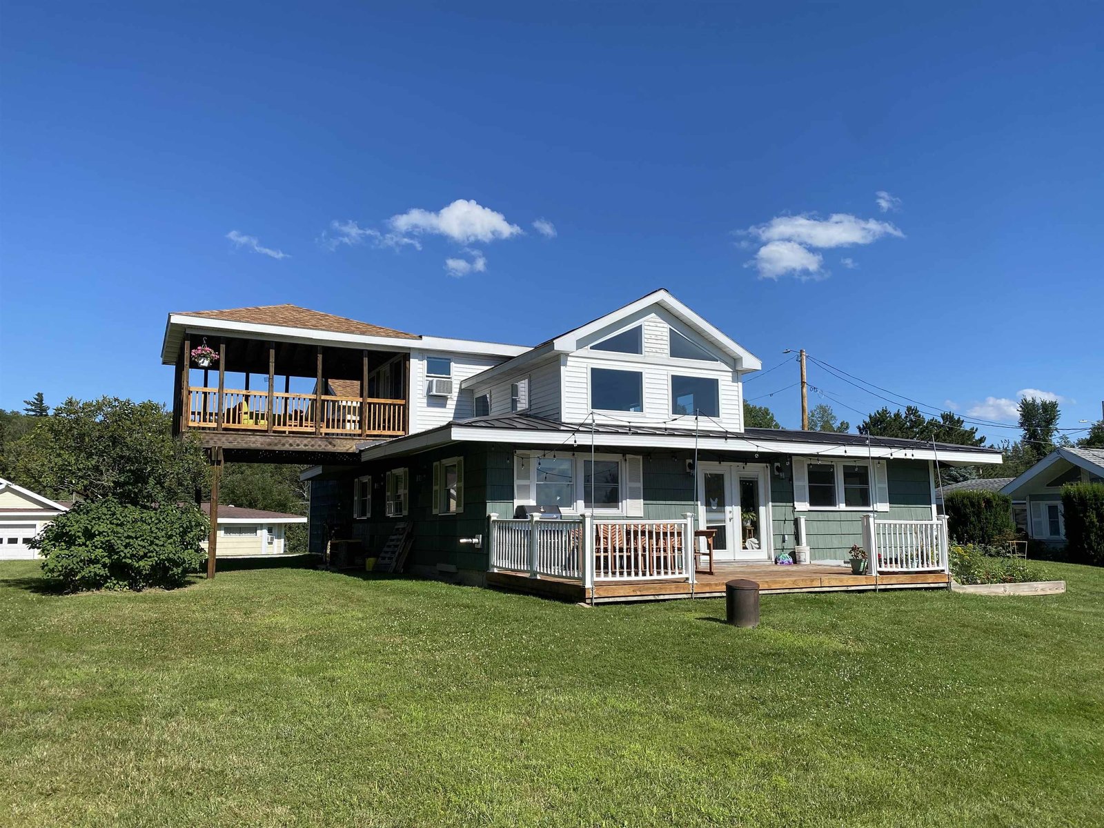 59 Pinewood Drive, St. Albans City