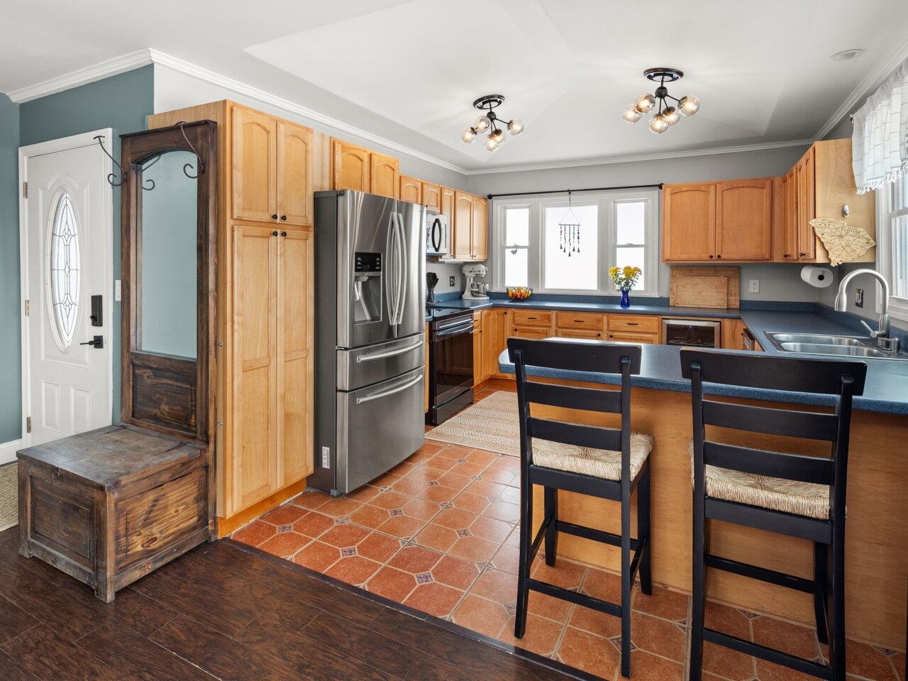Kitchen with bar seating