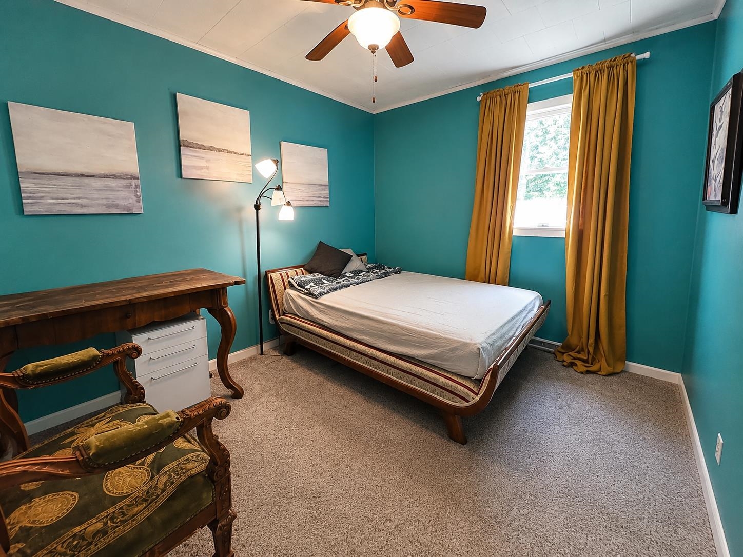591 Sweet Hollow Road