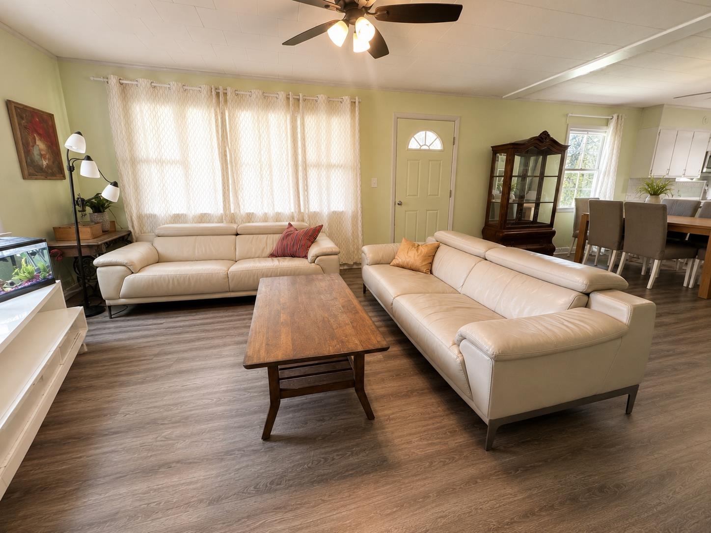 591 Sweet Hollow Road