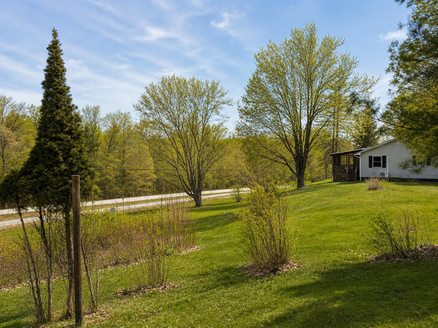 591 Sweet Hollow Road