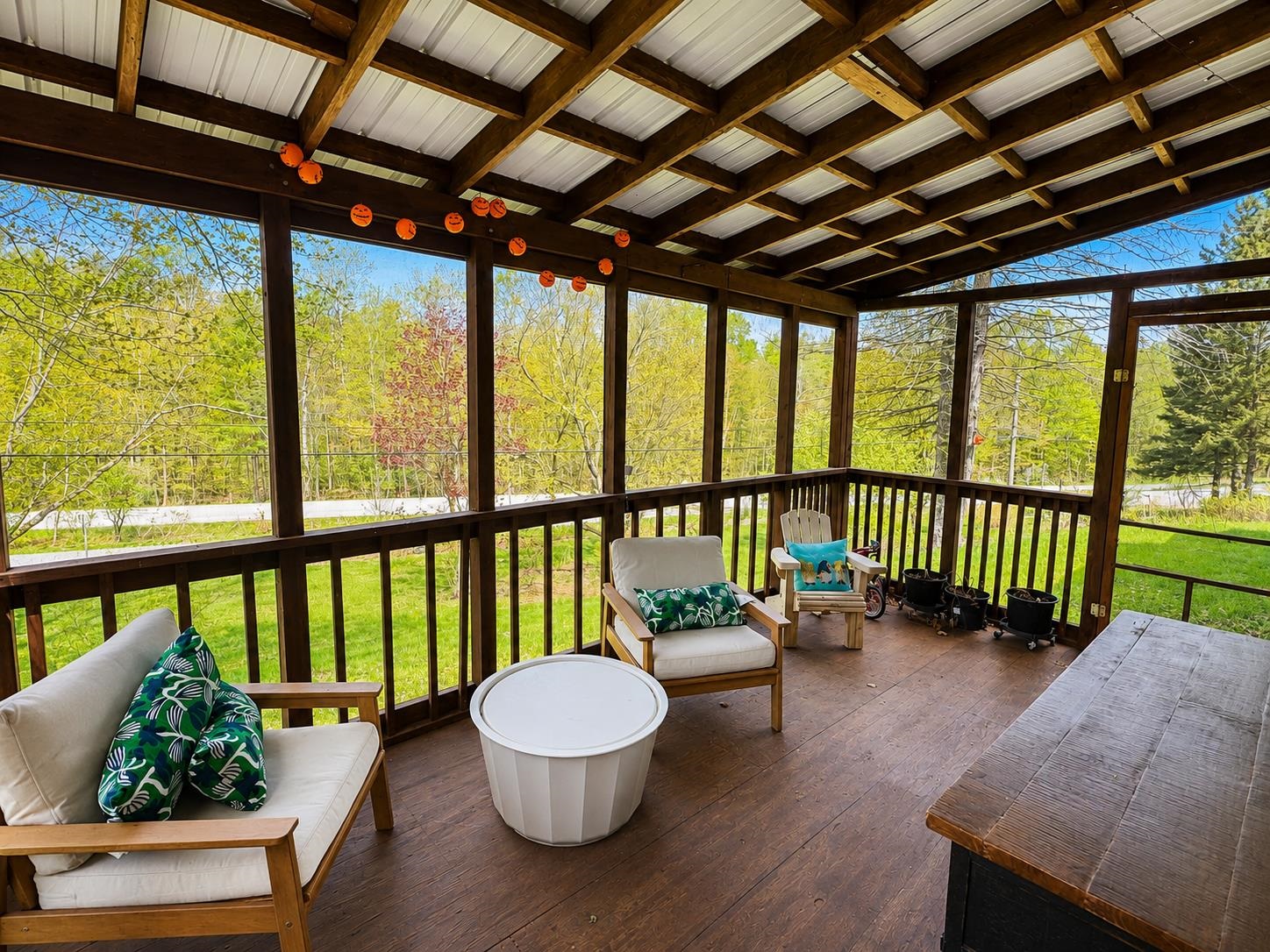 591 Sweet Hollow Road