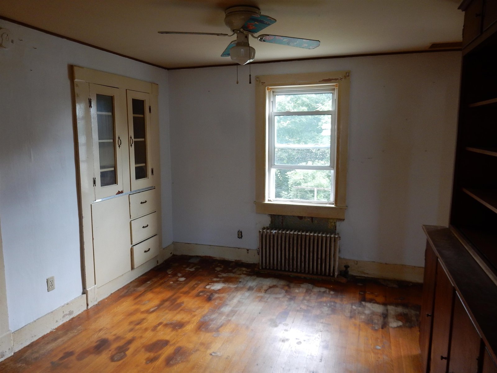 594 E Main Street