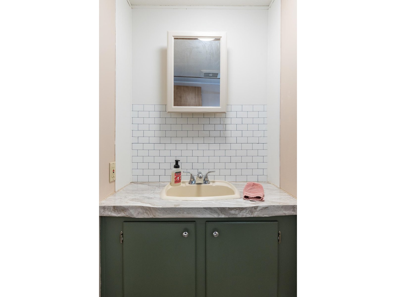 596 South Barre Road, Unit 10