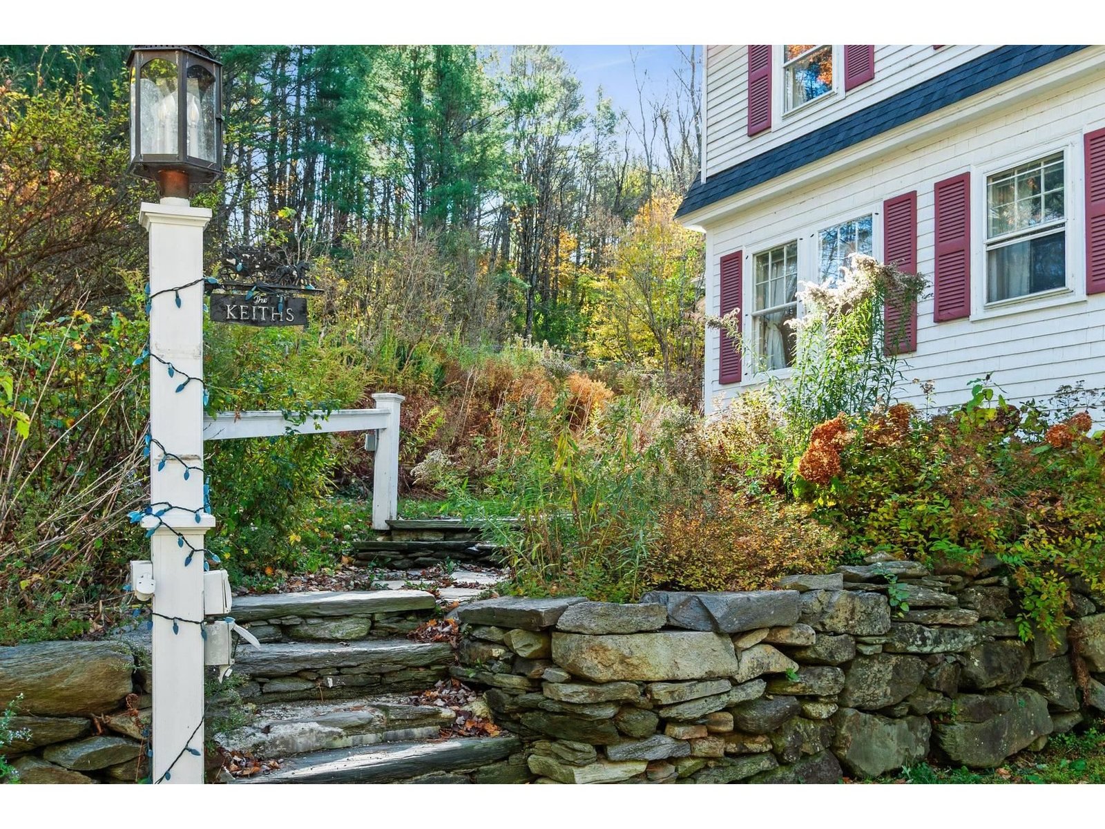 598 East Woodstock Road