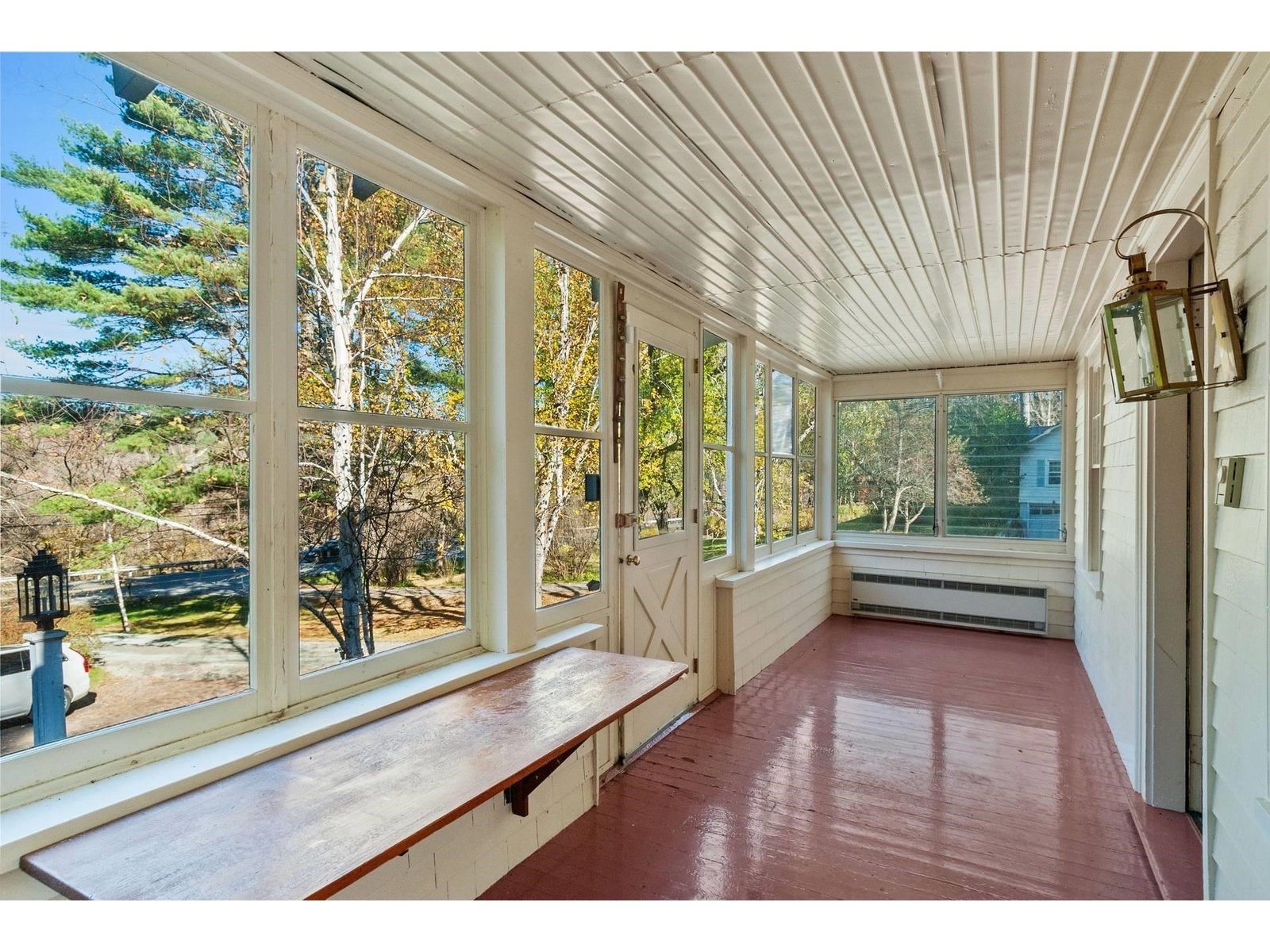 598 East Woodstock Road
