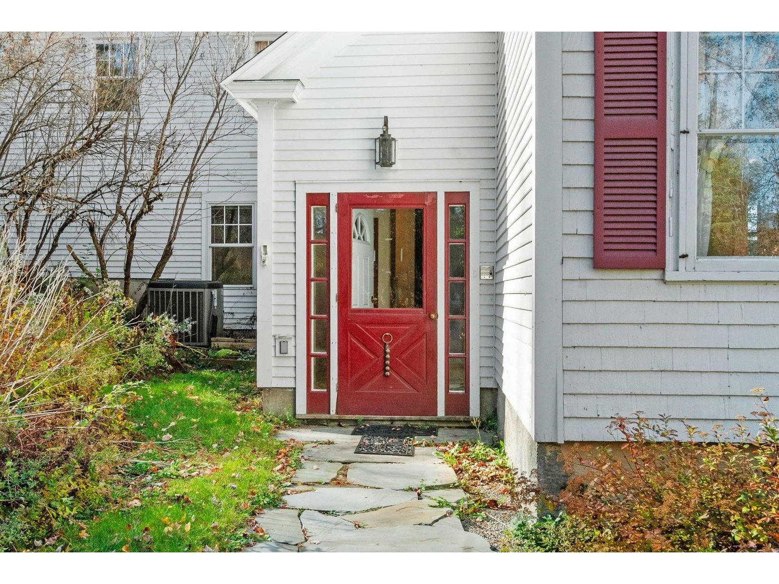 598 East Woodstock Road