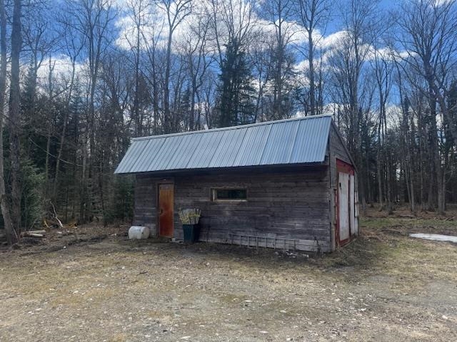 599 Collinsville Road