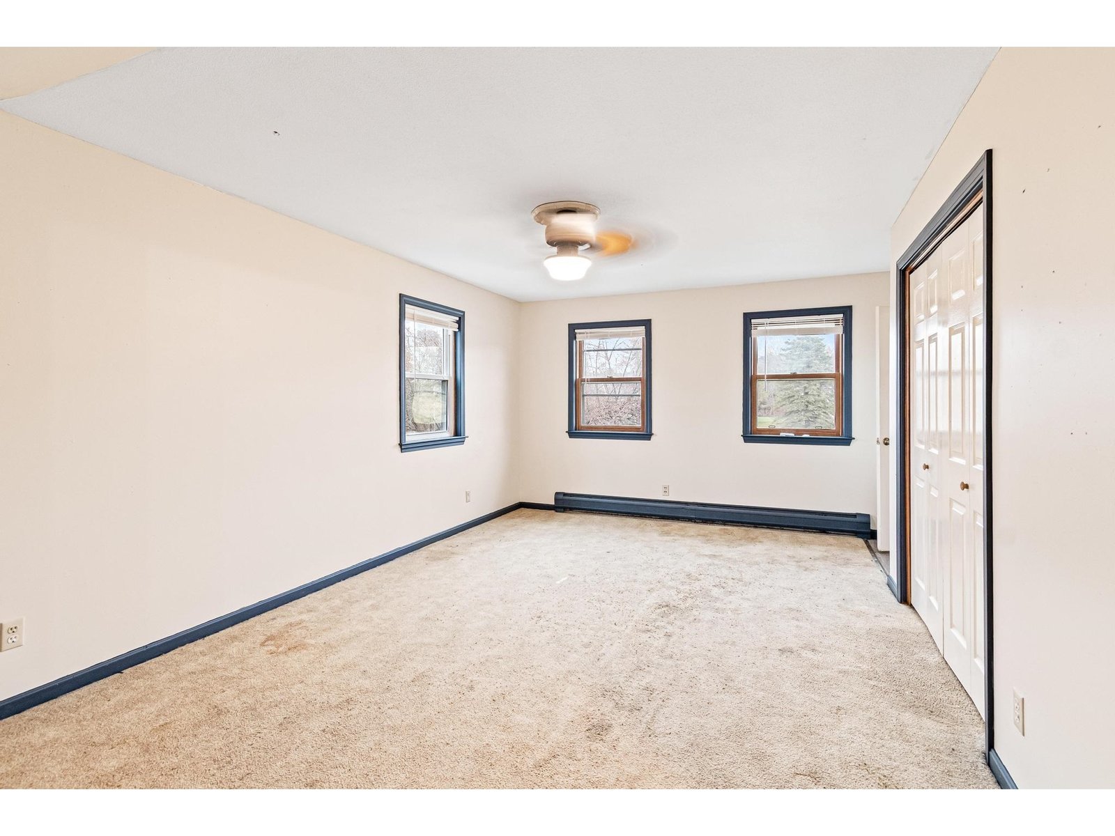 2nd Floor: Bedroom #1
