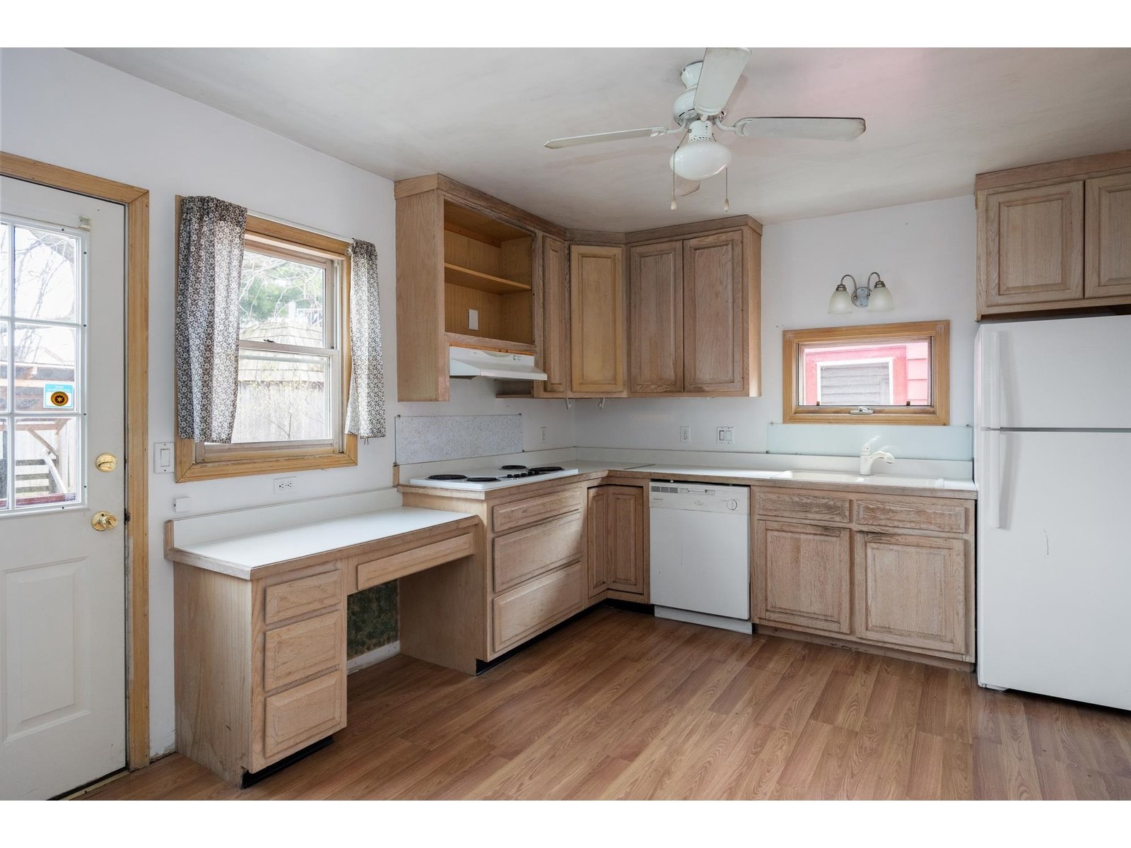 6-8 Decatur Street