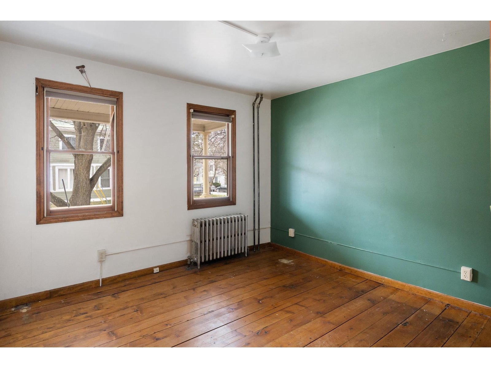 6-8 Decatur Street
